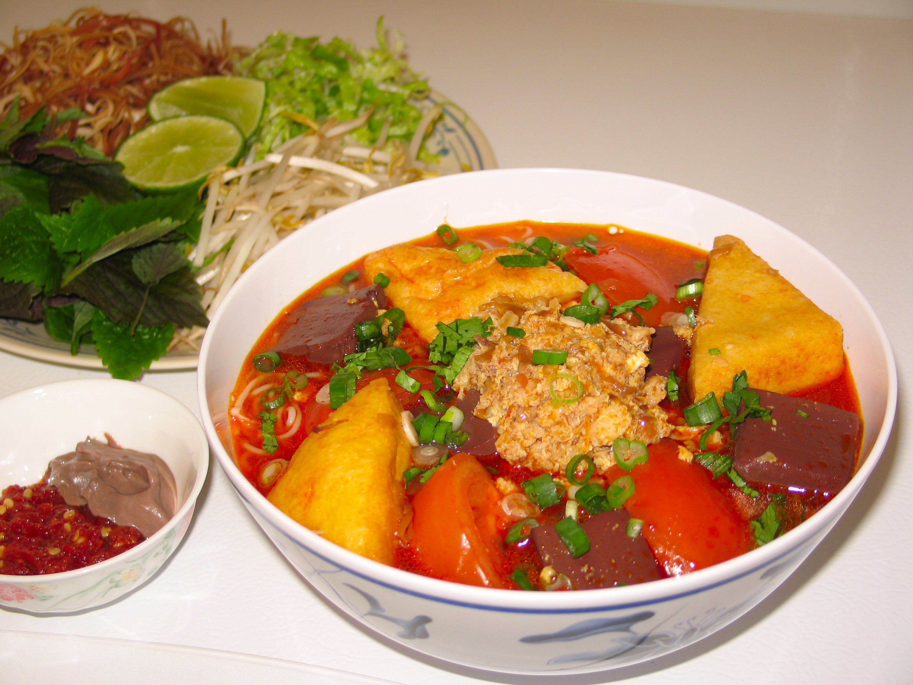 外国人が知らないベトナムの郷土料理の魅力について