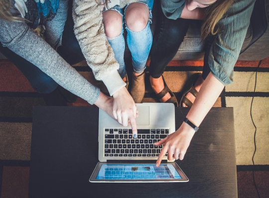 How Vietnamese consumers trust online reviews